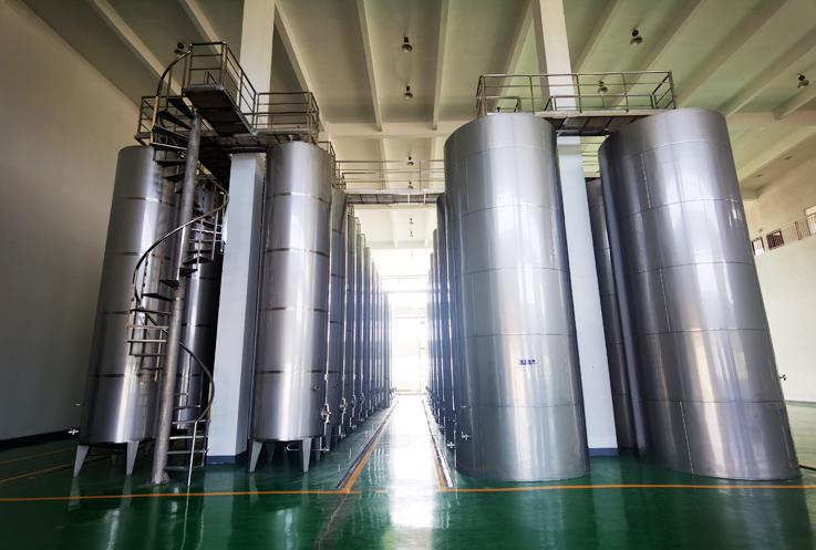 山東果酒生產(chǎn)線工程案例展示